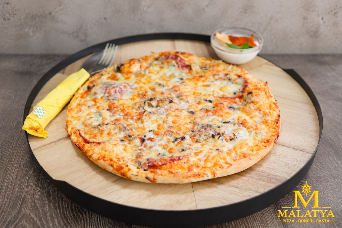 Pizza Funghi von Malatya